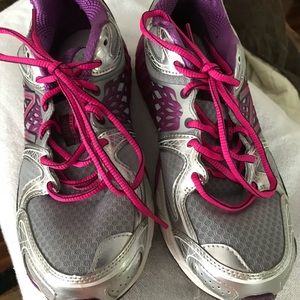 New balance 1340v2/optimal control running shoes